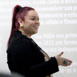 Conheça a fundadora <br> <b>Tamirys Machado</b>